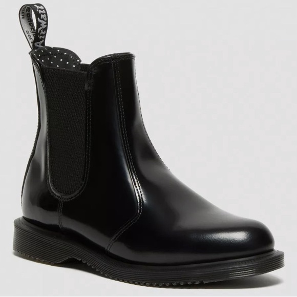 Dr. Martens Flora Chelsea Boot in Black size 9 - Picture 1 of 2